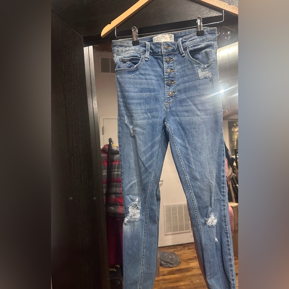 Abercrombie & Fitch High Rise Light Blue Jeans